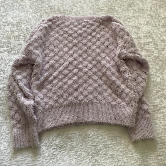 Forever 21 Sweater Fuzzy Lilac Medium - Picture 3 of 5